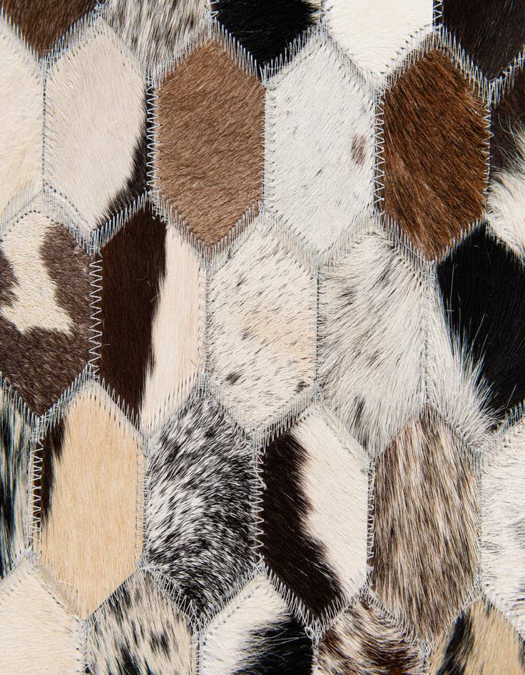Detail image of 8' x 9' 11 Cowhide Stocks Rug