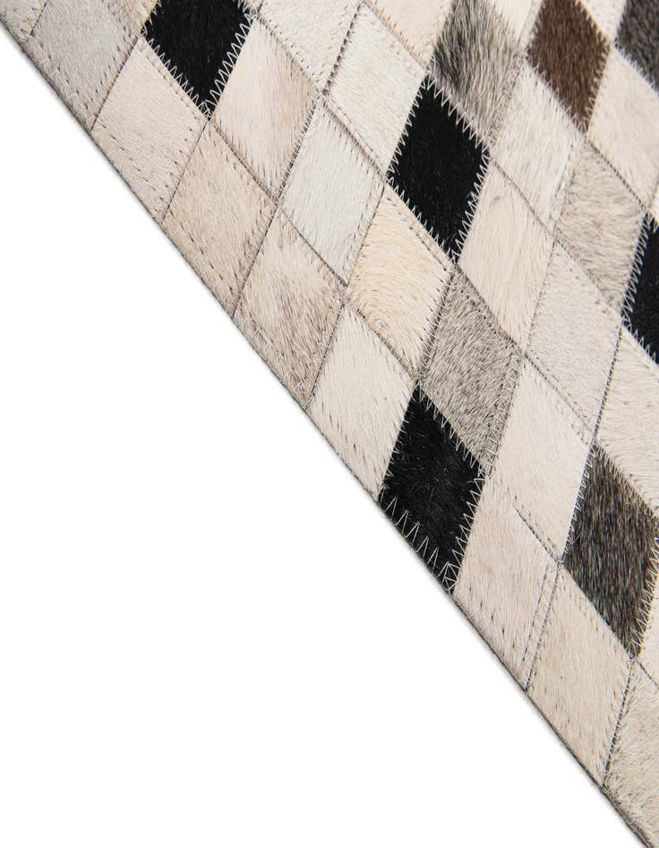 Detail image of 8' x 10' Cowhide Stocks Rug