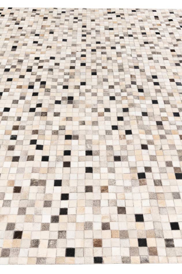 Detail image of 8' x 9' 10 Cowhide Stocks Rug
