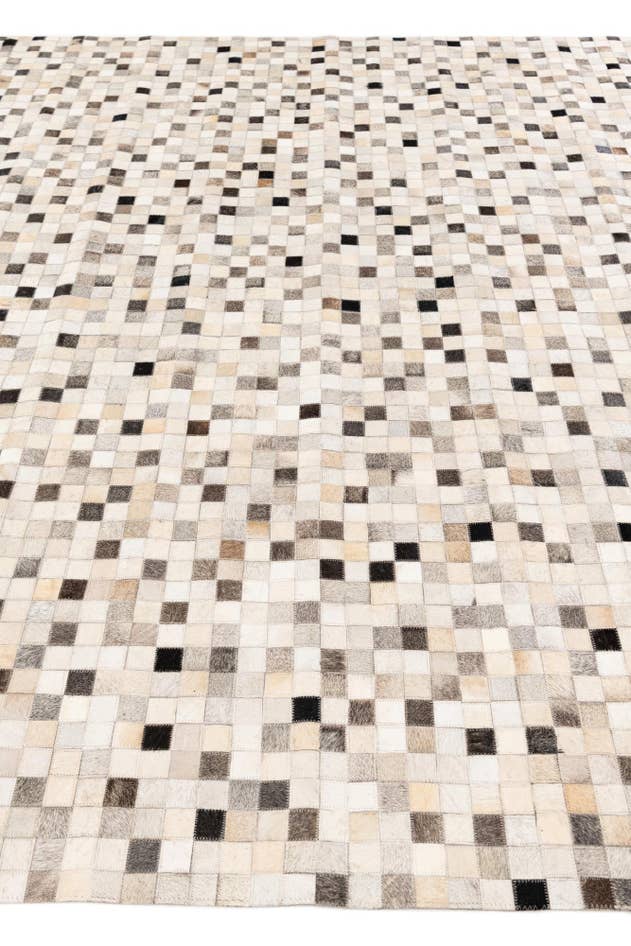 Detail image of 8' x 9' 10 Cowhide Stocks Rug