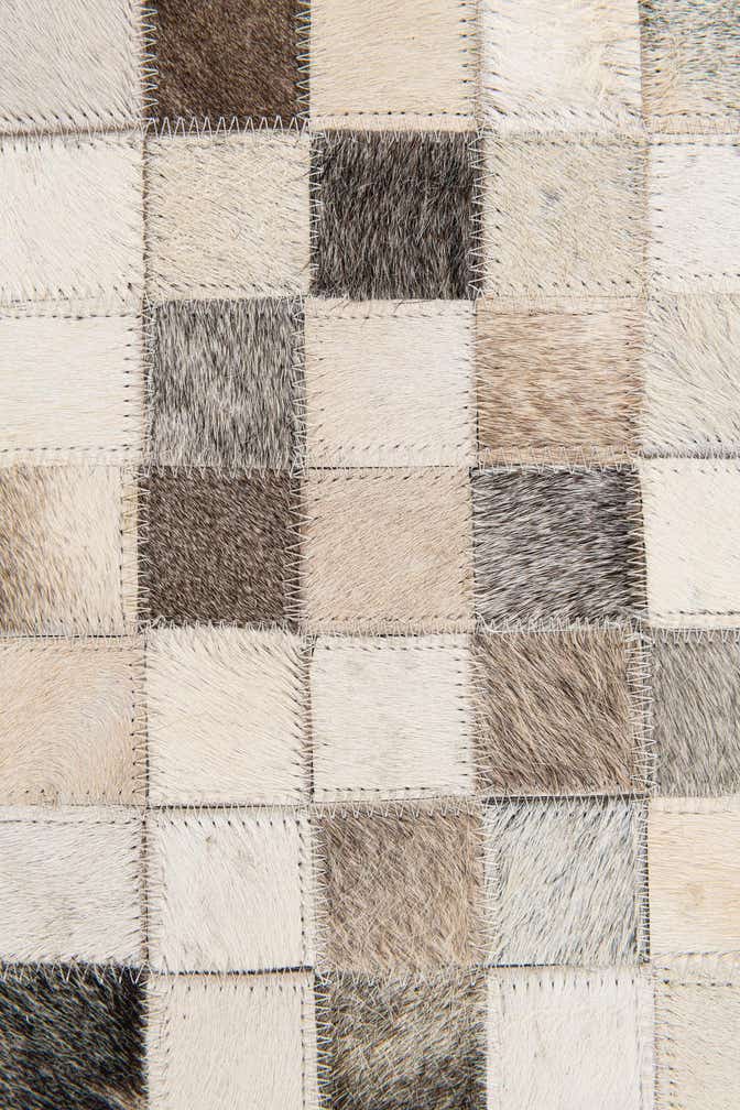 8' x 9' 10 Cowhide Stocks Rug