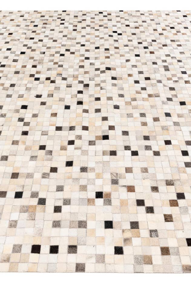 Detail image of 8' x 9' 10 Cowhide Stocks Rug