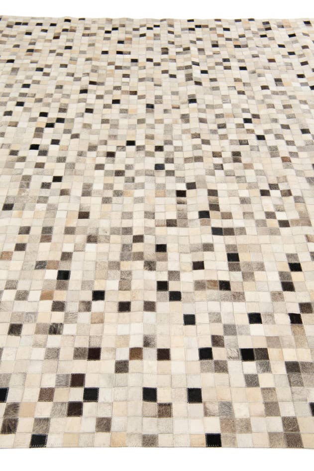 Detail image of 8' x 9' 9 Cowhide Stocks Rug