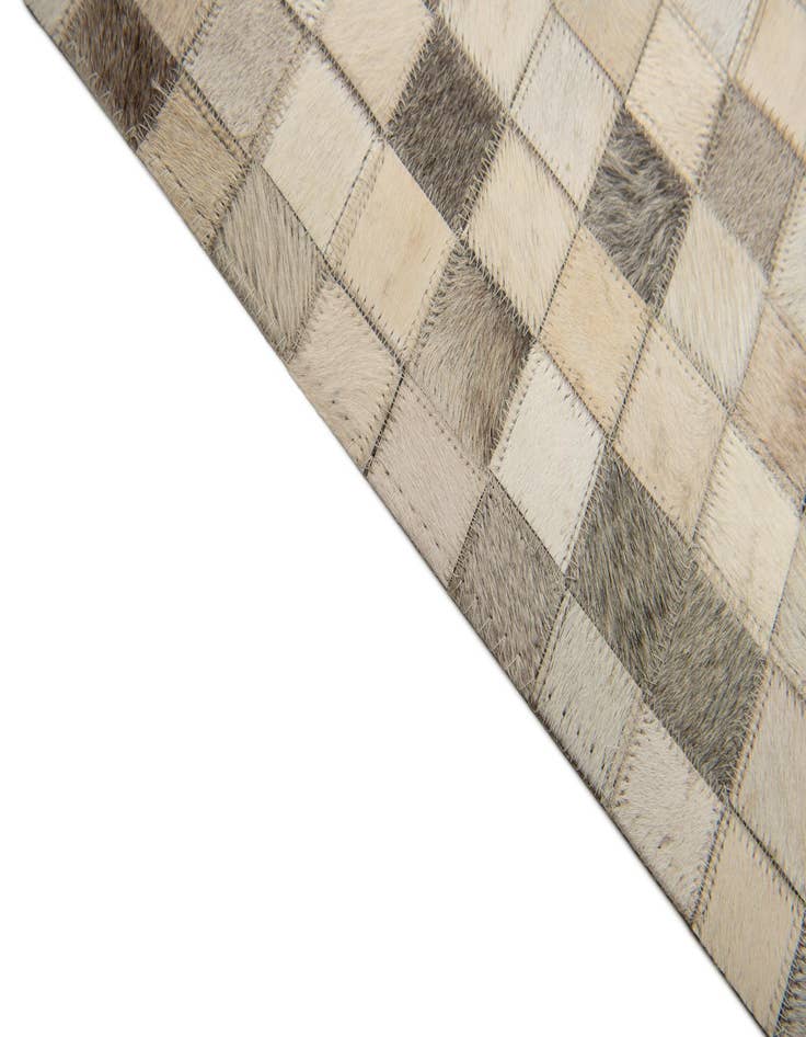 Detail image of 8' x 9' 11 Cowhide Stocks Rug
