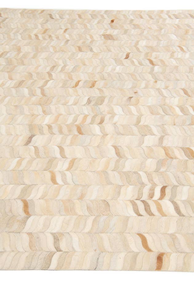 Detail image of 6' 8 x 9' 8 Cowhide Stocks Rug