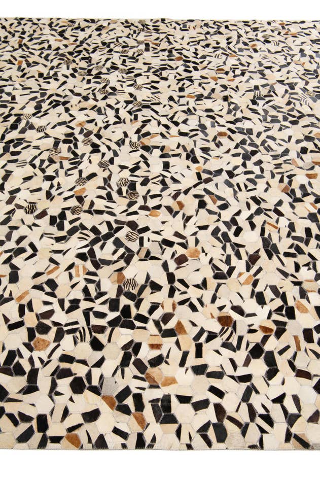Detail image of 7' 11 x 9' 11 Cowhide Stocks Rug