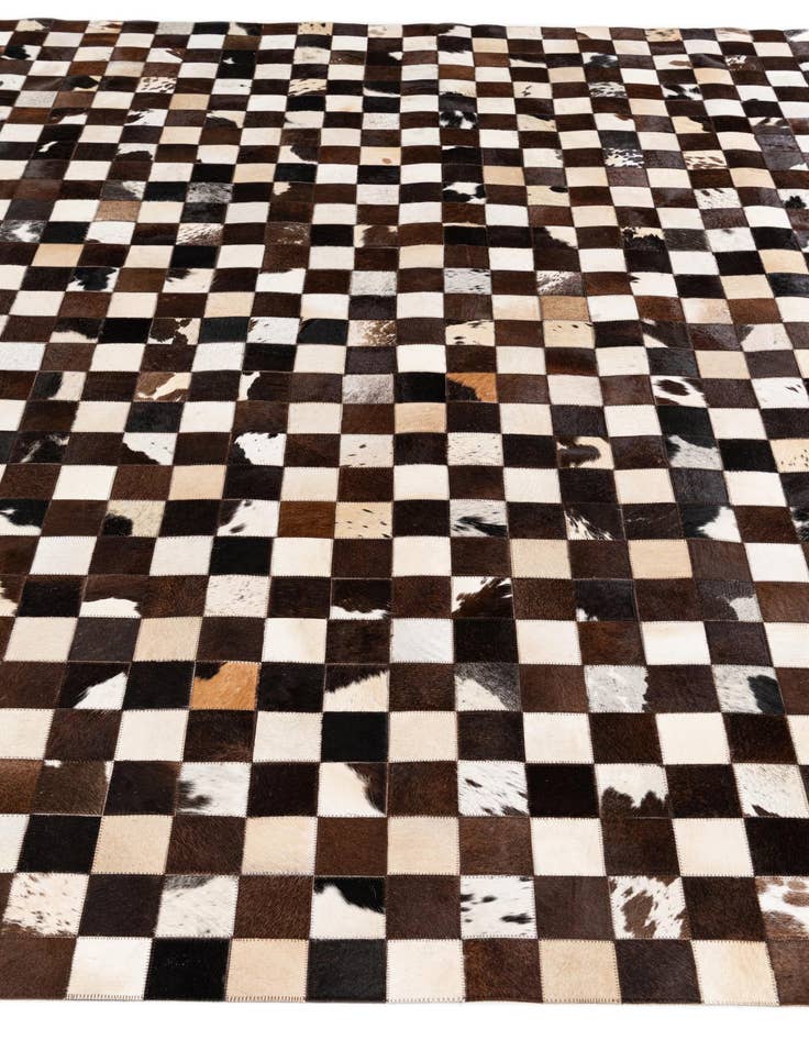 Detail image of 8' x 9' 10 Cowhide Stocks Rug