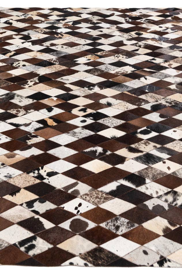 Detail image of 8' 1 x 10' 2 Cowhide Stocks Rug