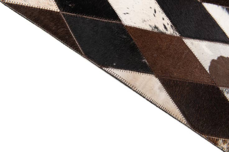 Detail image of 8' 1 x 10' 1 Cowhide Stocks Rug