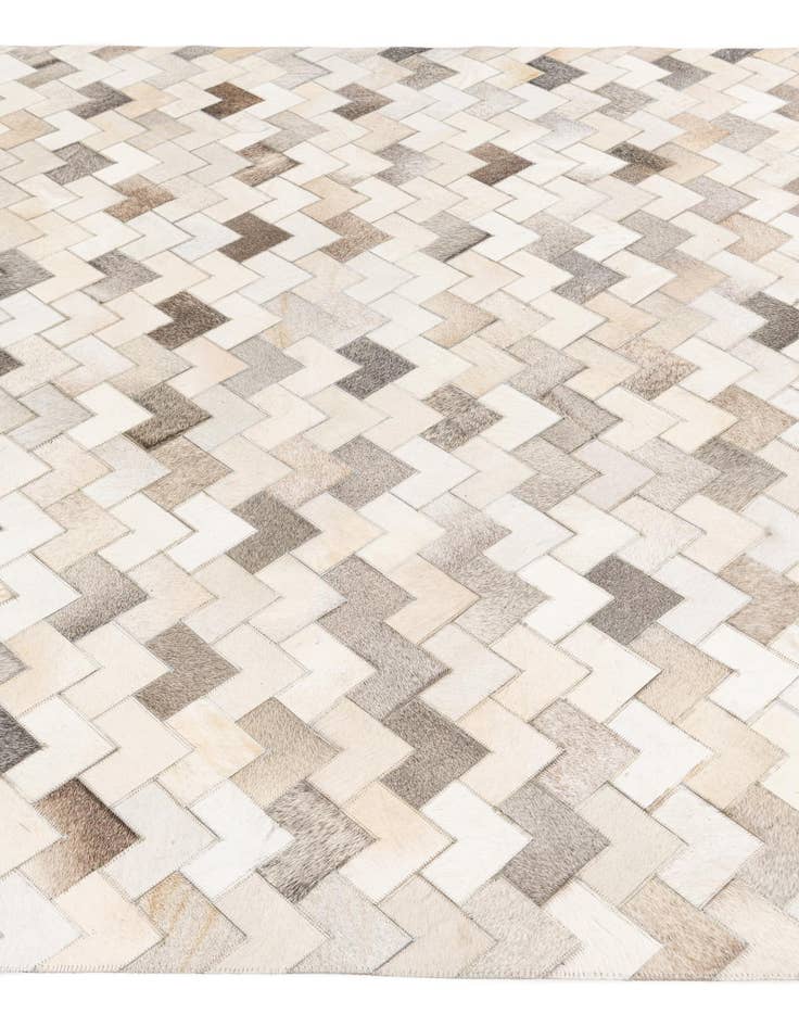 Detail image of 6' x 9' Cowhide Stocks Rug