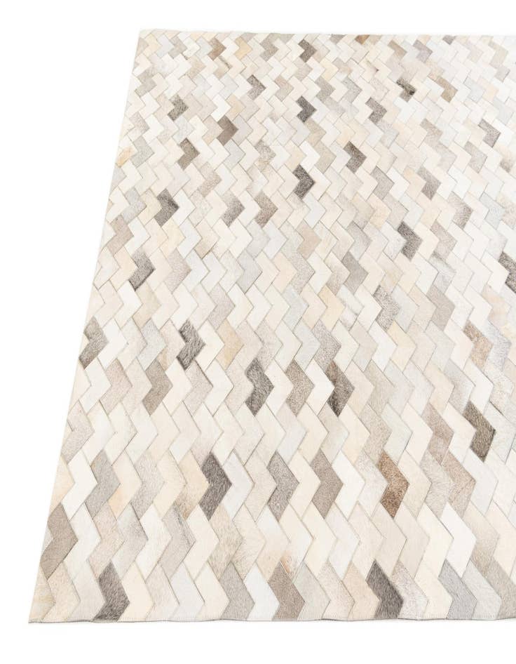 Detail image of 6' x 9' Cowhide Stocks Rug