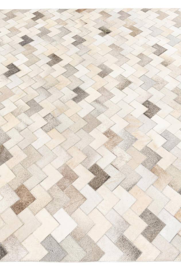 Detail image of 6' x 9' Cowhide Stocks Rug