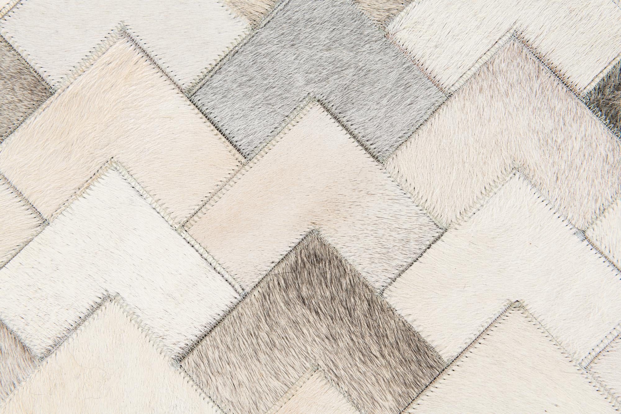 6' x 9' Cowhide Stocks Rug