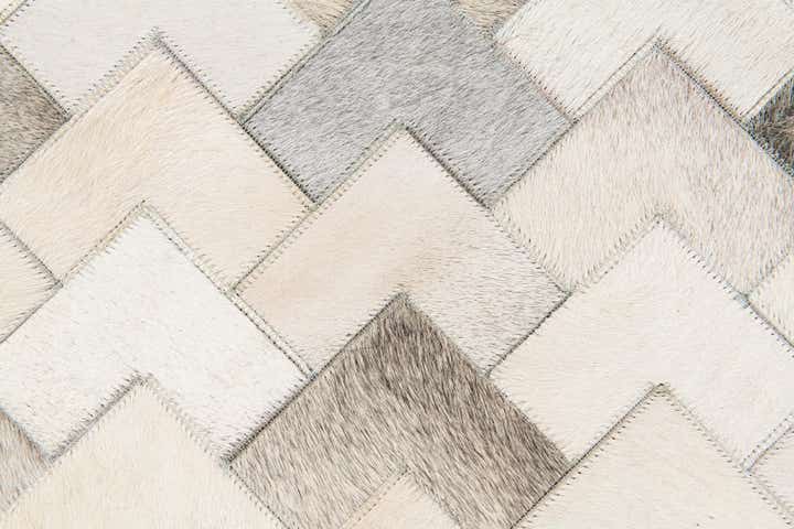 6' x 9' Cowhide Stocks Rug