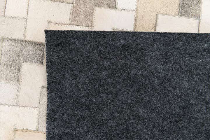 6' x 8' 11 Cowhide Stocks Rug