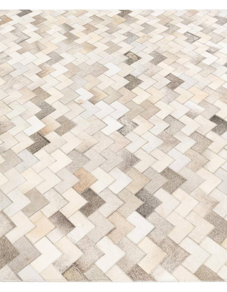 Detail image of 6' x 9' Cowhide Stocks Rug