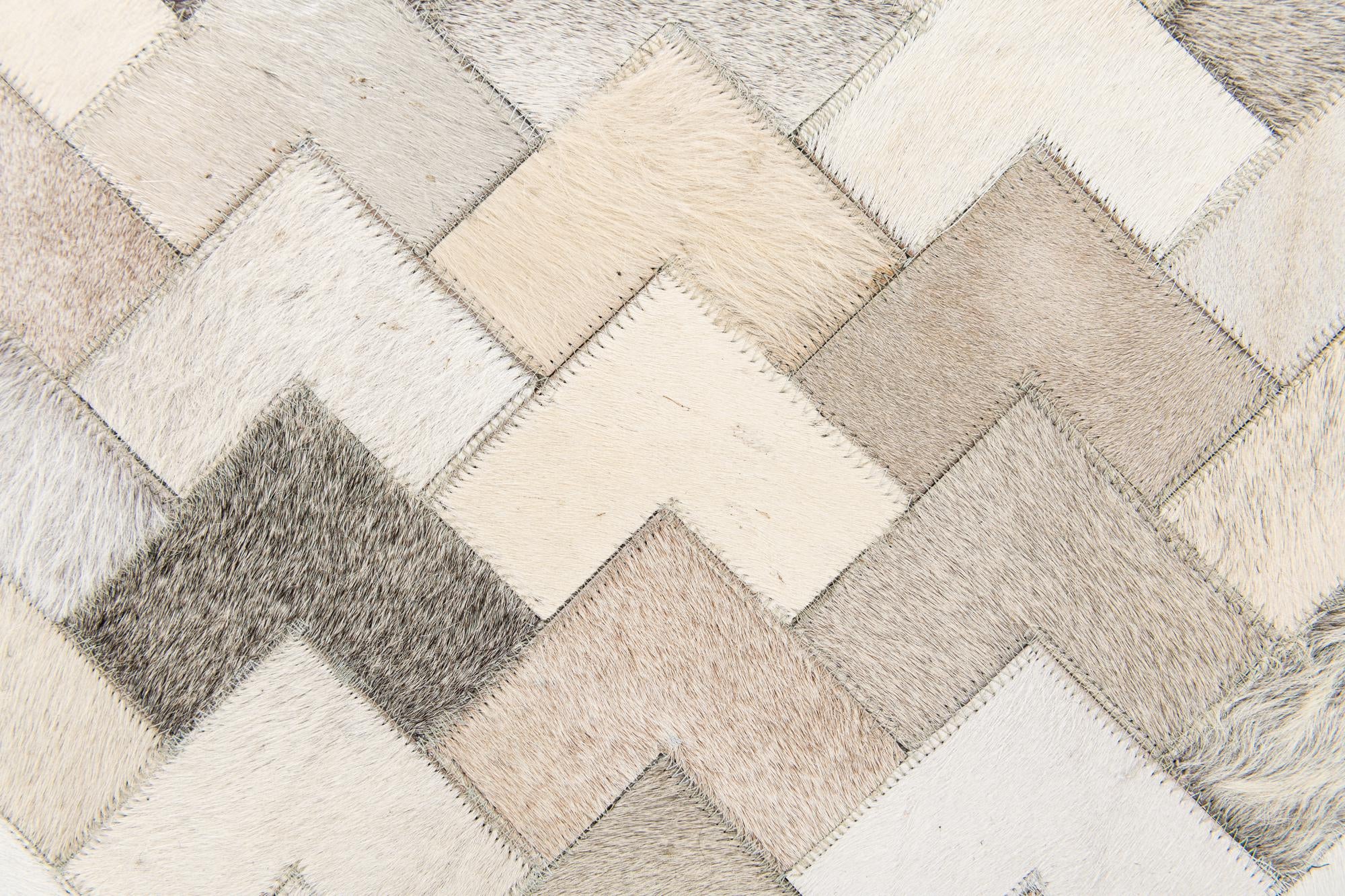 6' x 9' Cowhide Stocks Rug