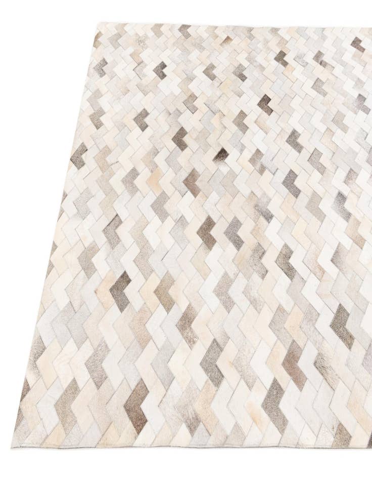 Detail image of 6' x 9' Cowhide Stocks Rug