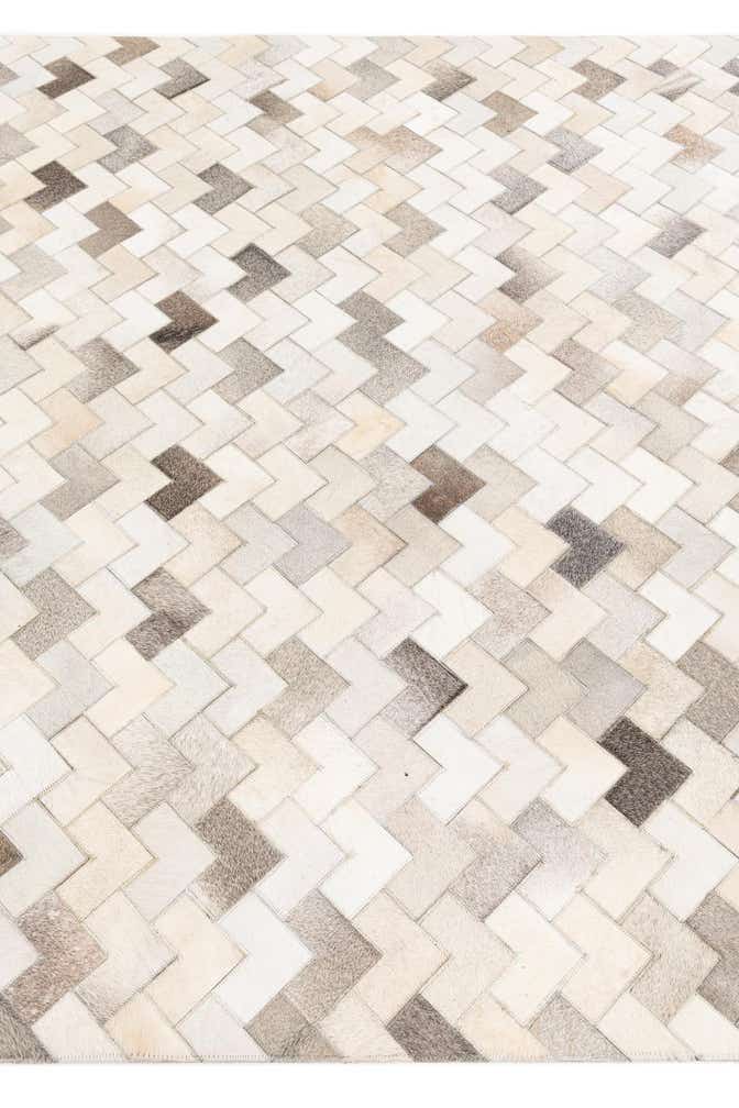 6' 1 x 9' Cowhide Stocks Rug