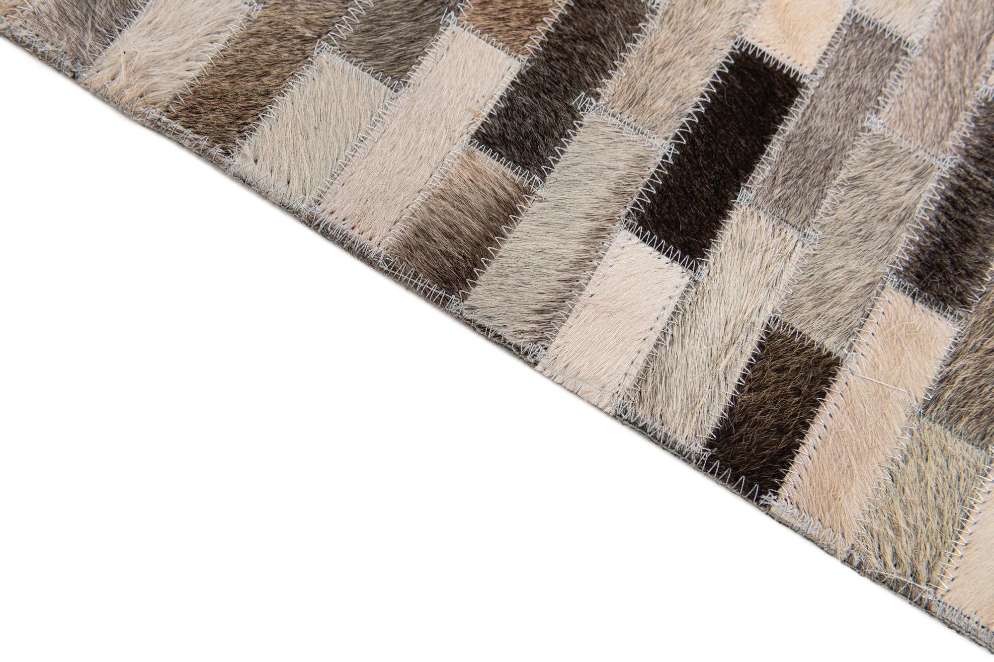 6' x 9' Cowhide Stocks Rug