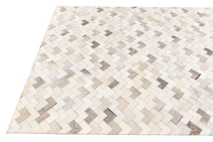 6' x 9' 1 Cowhide Stocks Rug