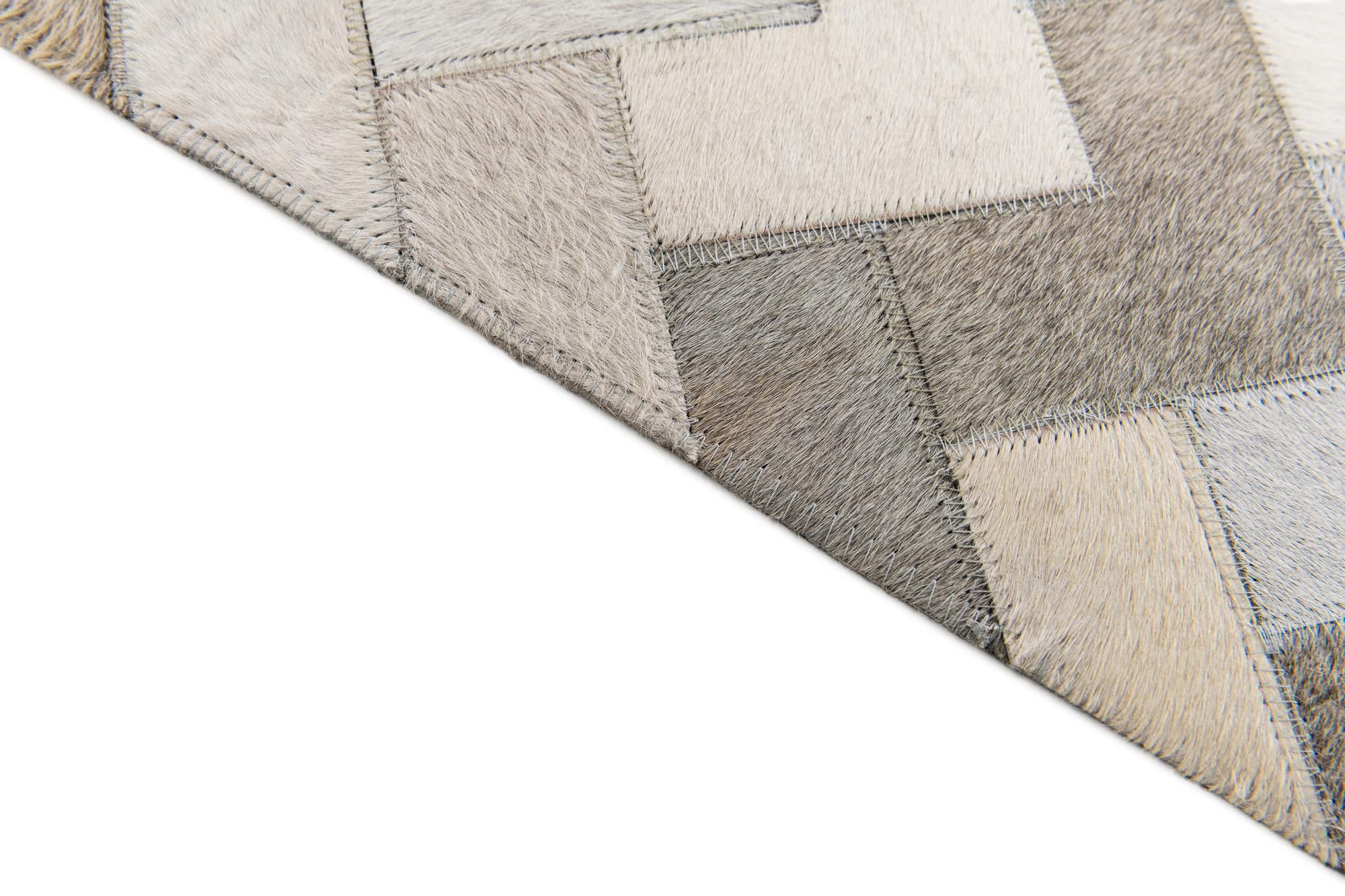 6' x 9' Cowhide Stocks Rug