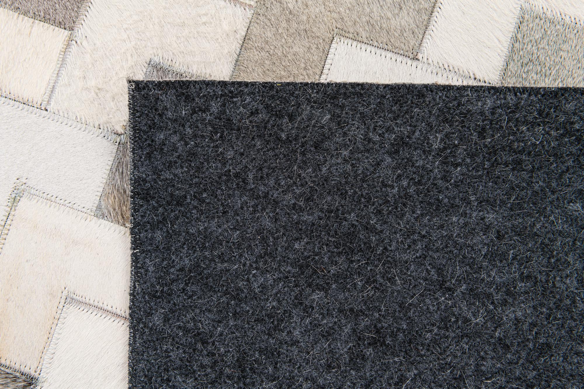6' x 9' Cowhide Stocks Rug