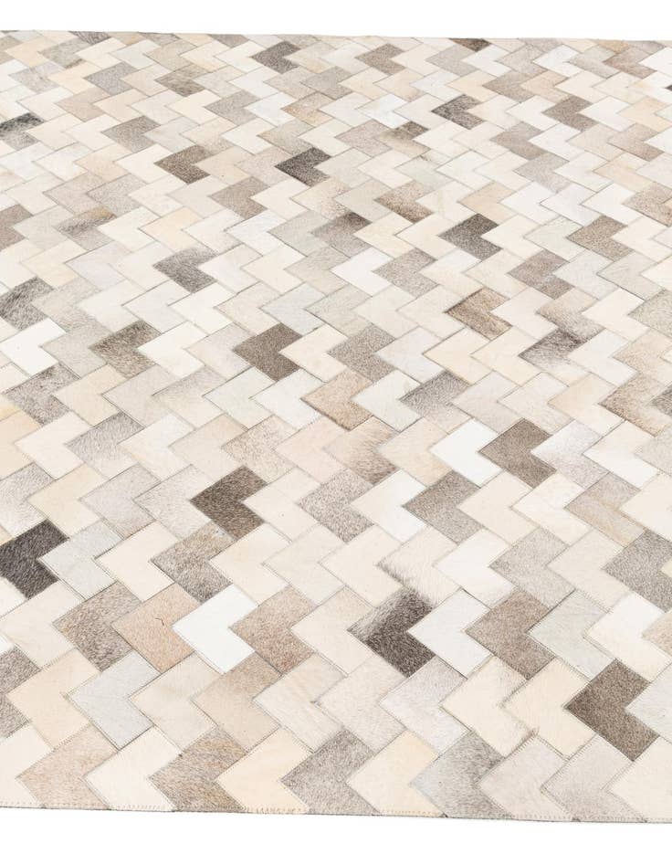 Detail image of 6' x 8' 11 Cowhide Stocks Rug