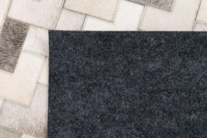 6' x 8' 11 Cowhide Stocks Rug