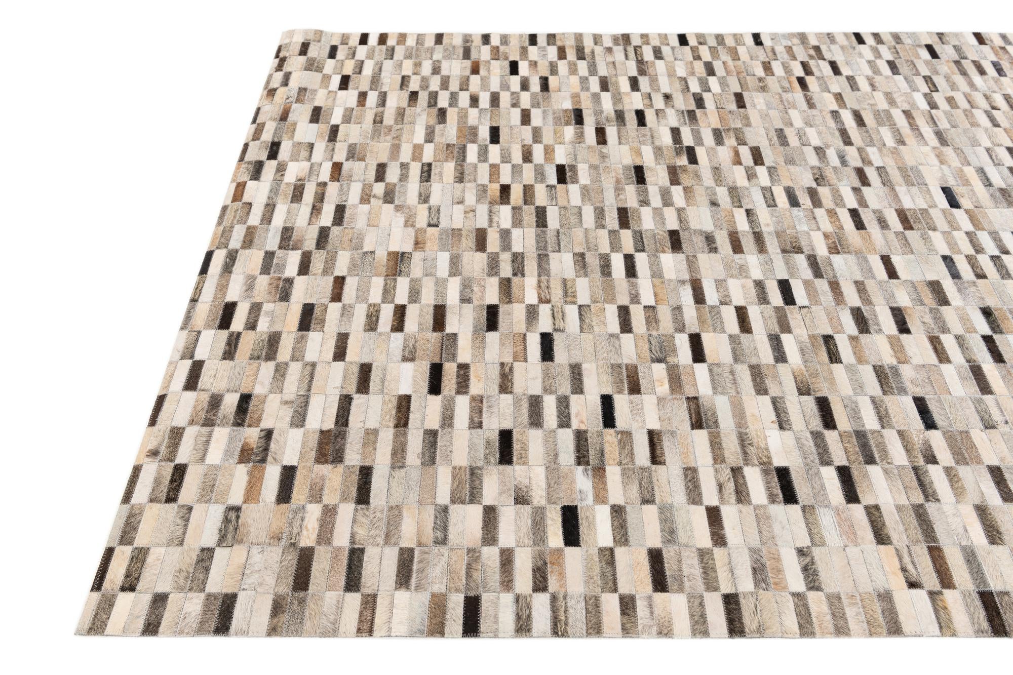 6' x 9' Cowhide Stocks Rug