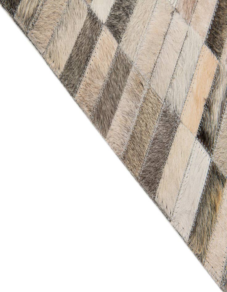 Detail image of 6' x 9' Cowhide Stocks Rug