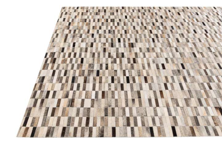 6' x 9' Cowhide Stocks Rug