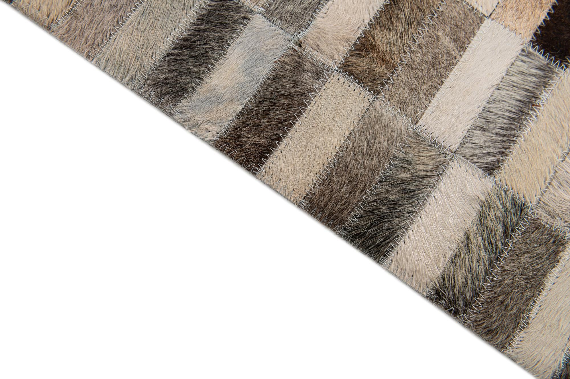 6' x 9' Cowhide Stocks Rug