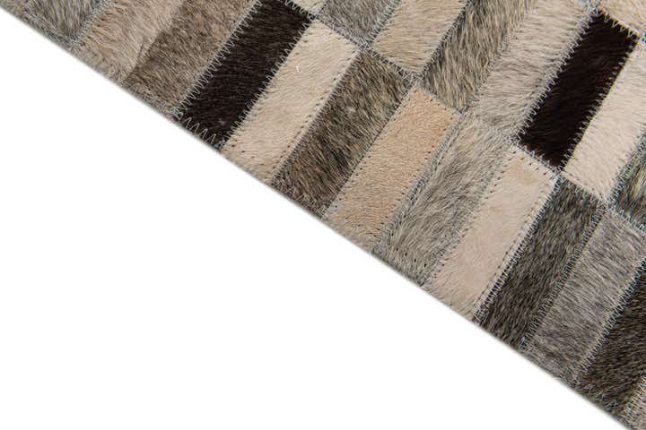 6' x 8' 11 Cowhide Stocks Rug