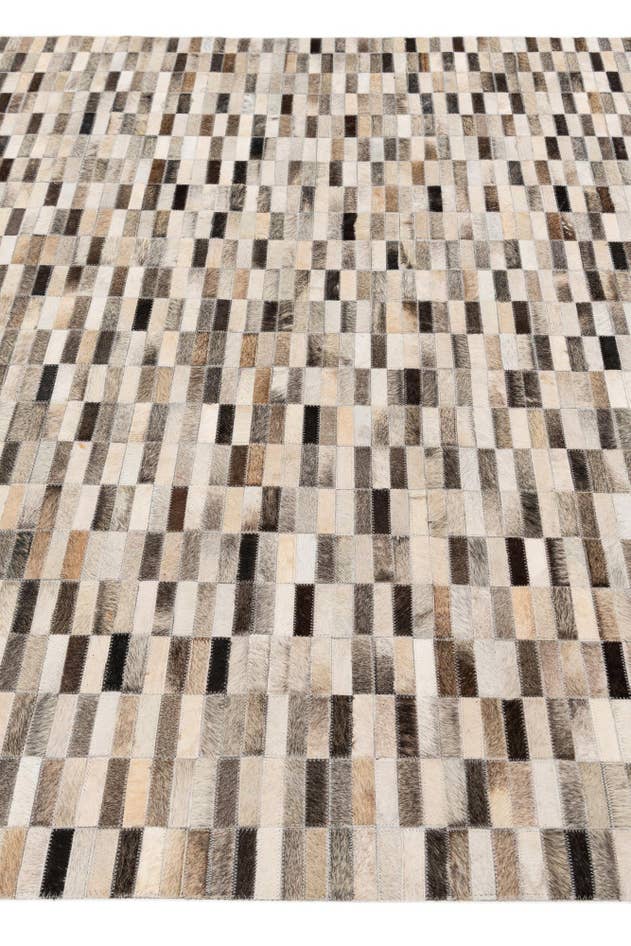 Detail image of 6' x 8' 11 Cowhide Stocks Rug