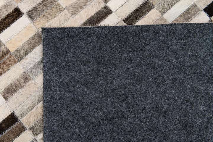 6' x 8' 11 Cowhide Stocks Rug
