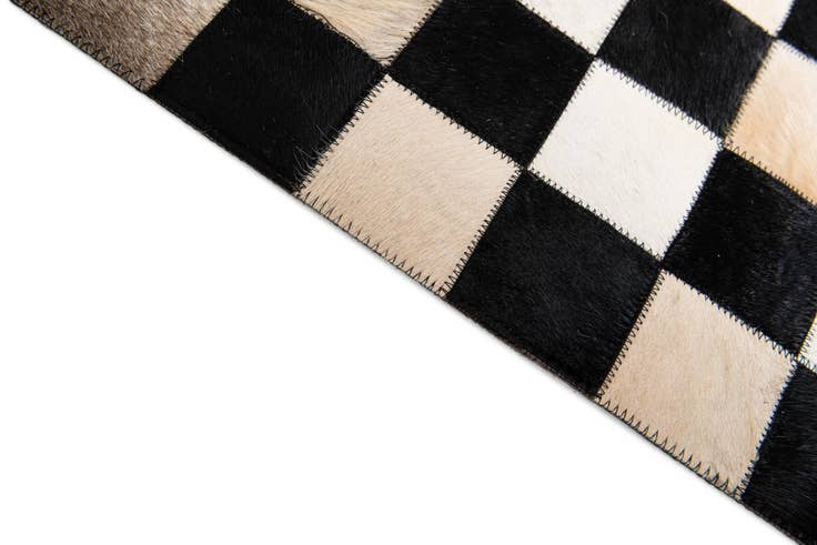 Detail image of 6' 8 x 9' 9 Cowhide Stocks Rug