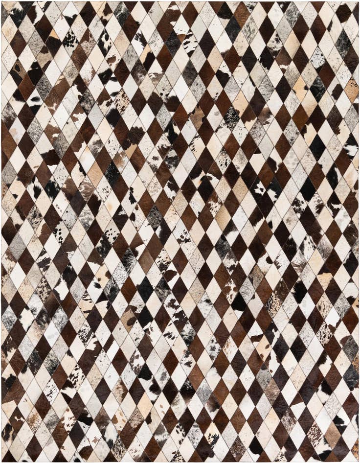Detail image of 6' 7 x 9' 9 Cowhide Stocks Rug
