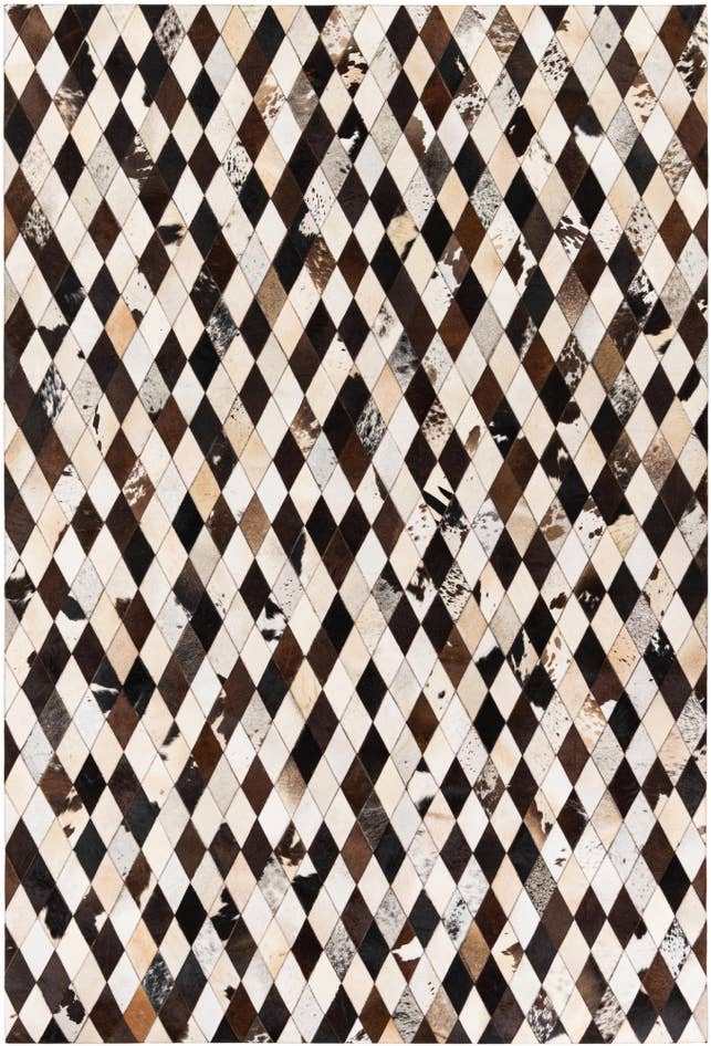 Detail image of 6' 7 x 9' 10 Cowhide Stocks Rug