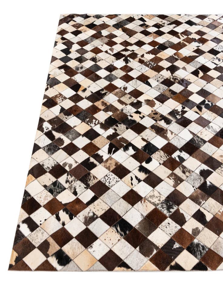 Detail image of 6' 7 x 9' 11 Cowhide Stocks Rug