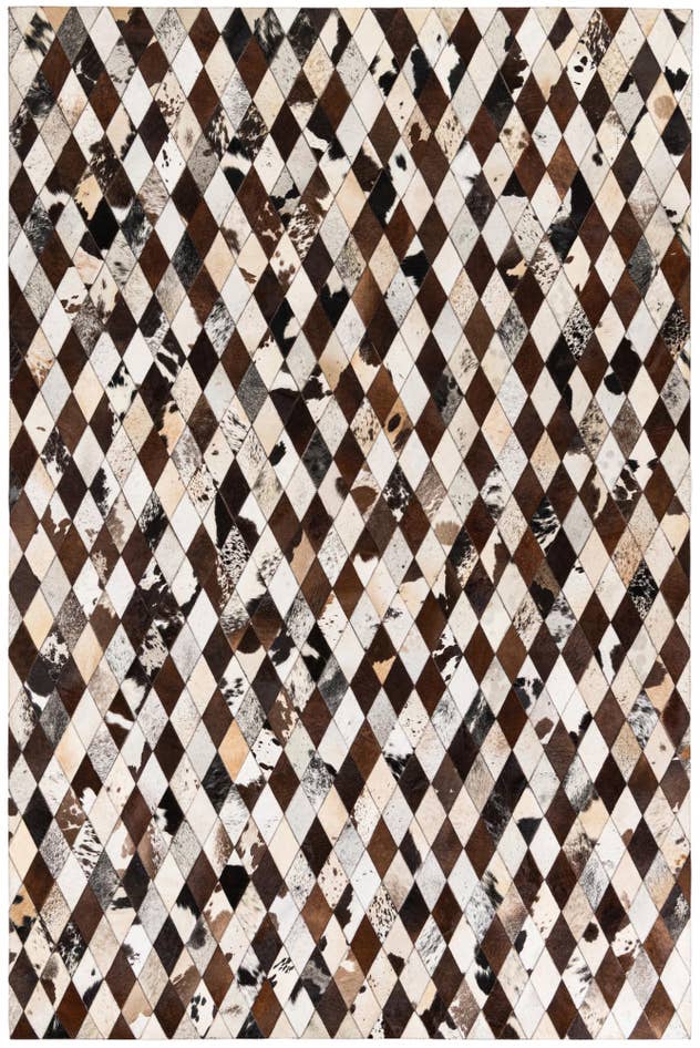 Detail image of 6' 6 x 9' 10 Cowhide Stocks Rug