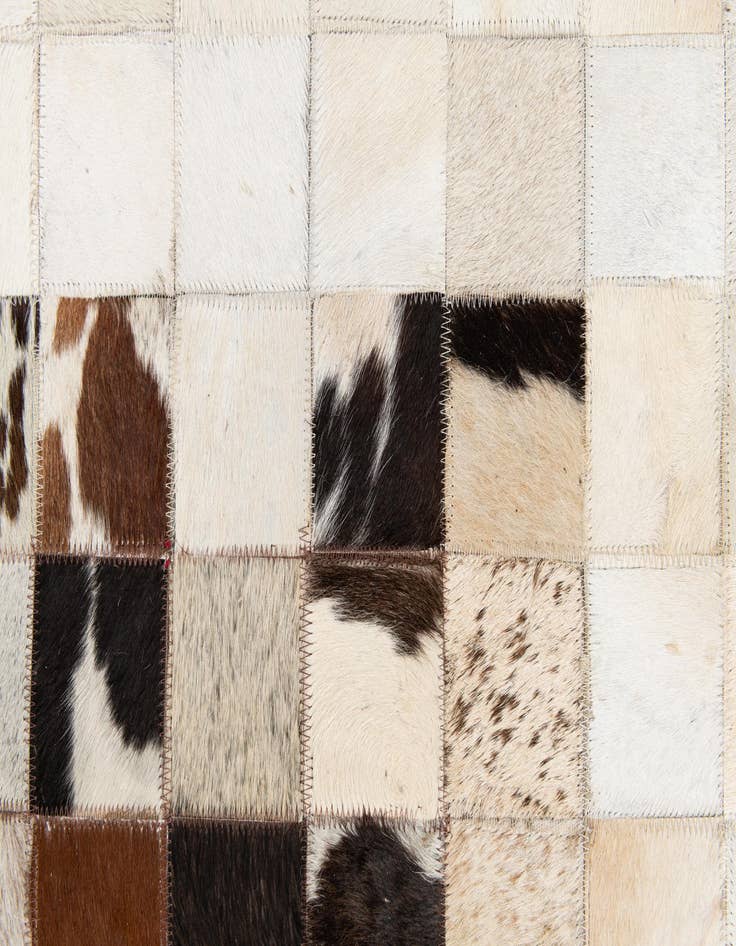 Detail image of 5' x 8' Cowhide Stocks Rug