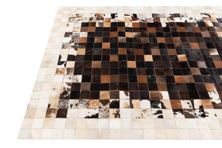 Detail image of 5' x 7' 11 Cowhide Stocks Rug