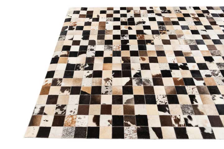 5' 2 x 8' Cowhide Stocks Rug