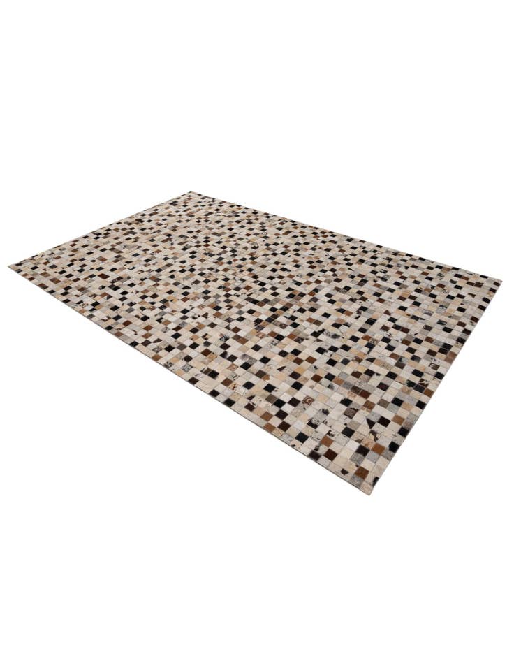Detail image of 5' x 7' 10 Cowhide Stocks Rug