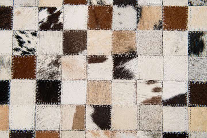 5' x 7' 10 Cowhide Stocks Rug