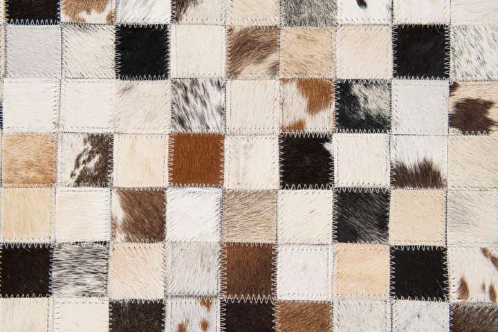 5' x 7' 10 Cowhide Stocks Rug