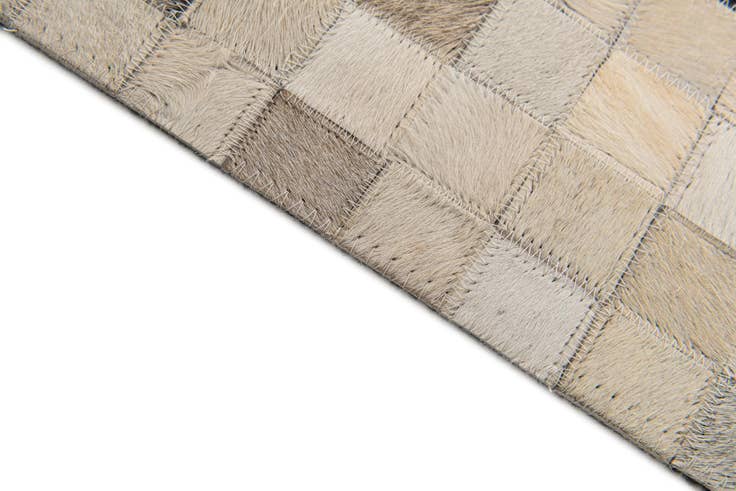 Detail image of 5' x 8' Cowhide Stocks Rug