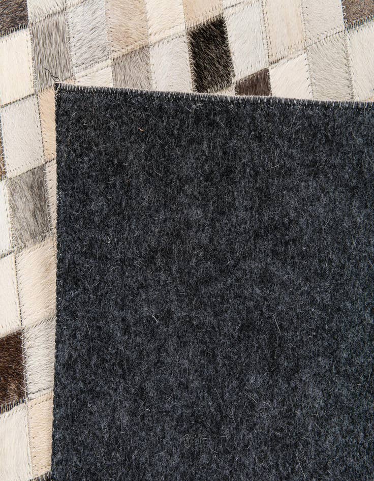 Detail image of 5' x 8' Cowhide Stocks Rug
