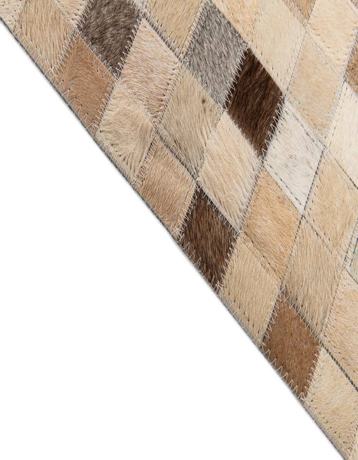 Detail image of 5' 3 x 7' 6 Cowhide Stocks Rug